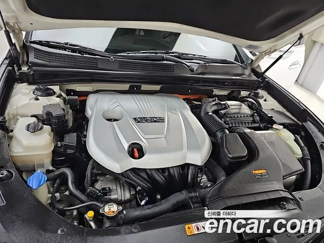 Hyundai Grandeur 2014 thumb 6
