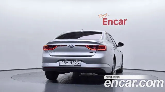 Renault-KoreaSamsung Megane 2016 thumb 4