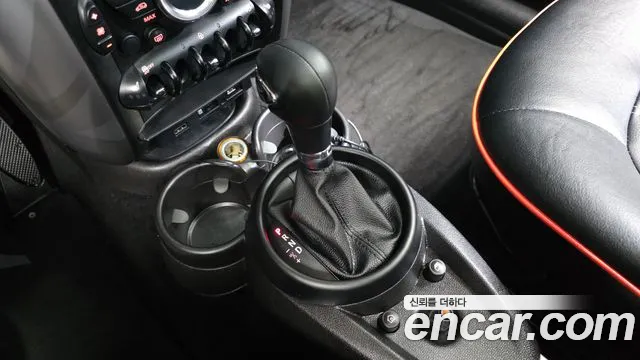 MINI Countryman 2014 thumb 9