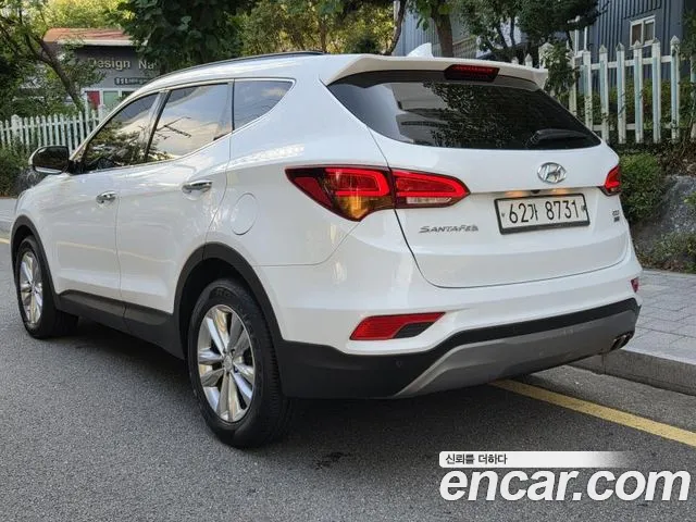 Hyundai Santa Fe 2017 thumb 2