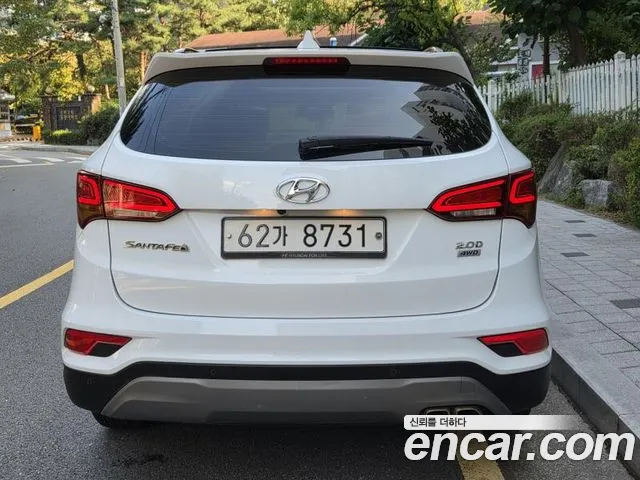 Hyundai Santa Fe 2017 thumb 4