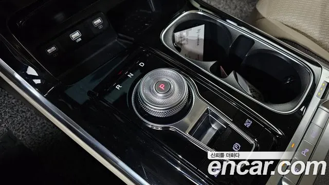 Kia Carnival 2023 thumb 9