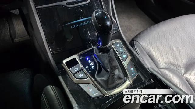 Hyundai Grandeur 2013 thumb 9
