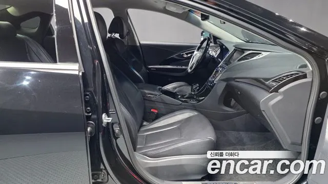 Hyundai Grandeur 2013 thumb 11