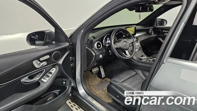 Mercedes-Benz GLC 2017 thumb 9