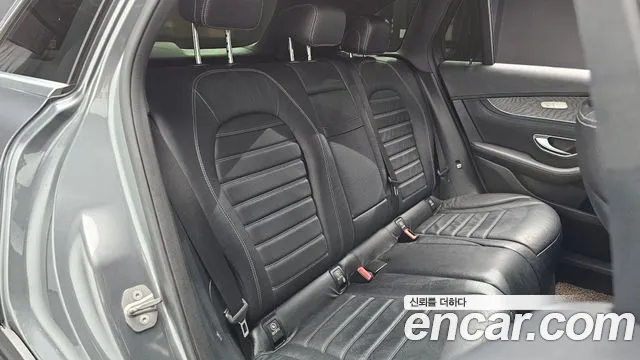 Mercedes-Benz GLC 2017 thumb 10
