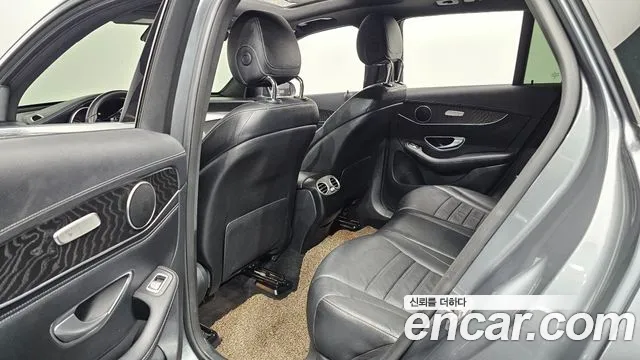 Mercedes-Benz GLC 2017 thumb 11
