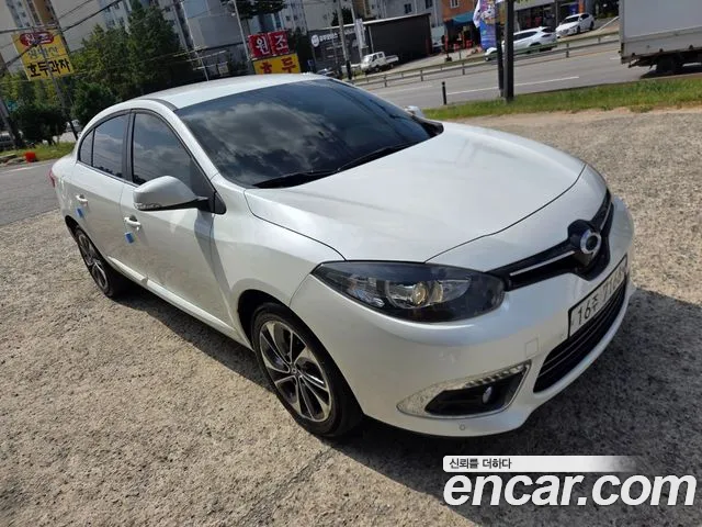 Renault-KoreaSamsung Fluence 2015 thumb 3