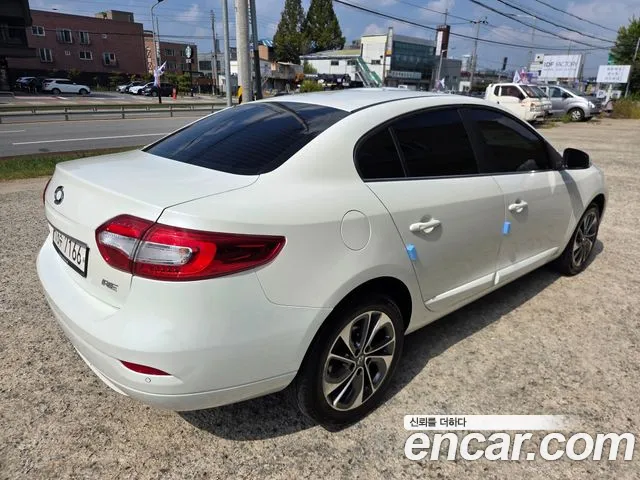 Renault-KoreaSamsung Fluence 2015 thumb 5
