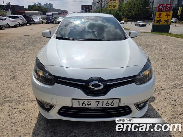 Renault-KoreaSamsung Fluence 2015 thumb 11