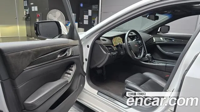 Cadillac CTS 2015 thumb 10