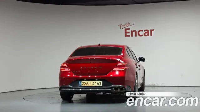 Genesis G70 2022 thumb 3