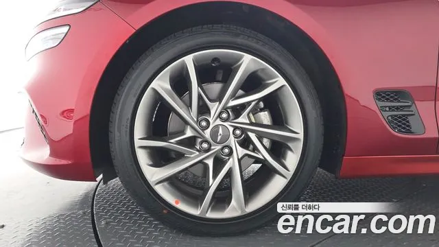 Genesis G70 2022 thumb 4