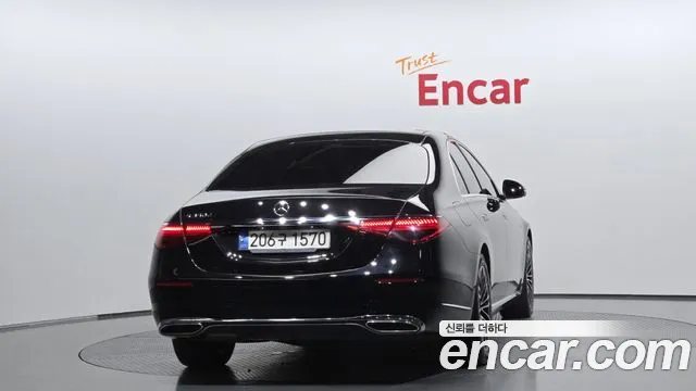 Mercedes-Benz S-Класс 2023 thumb 3
