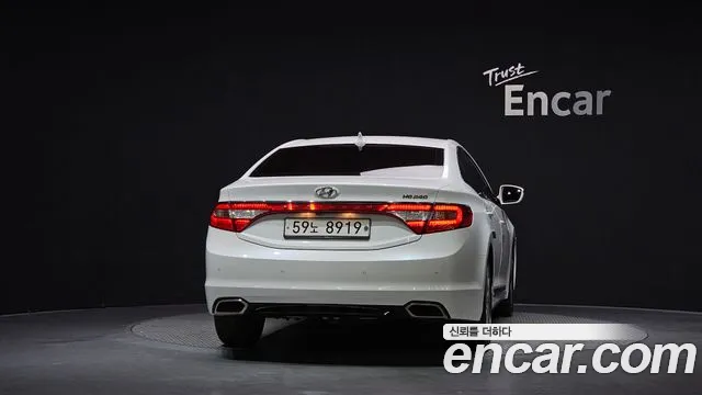 Hyundai Grandeur 2014 thumb 4