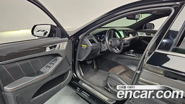 Genesis G80 2016 thumb 10