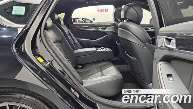 Genesis G80 2016 thumb 11