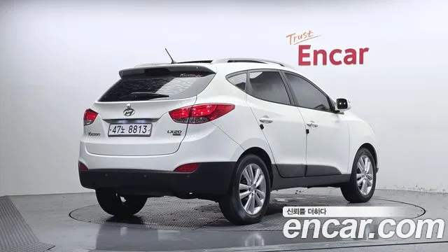 Hyundai Tucson 2009 thumb 2