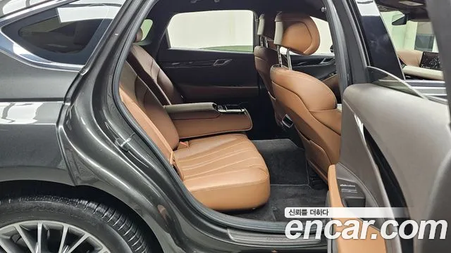 Genesis G80 2022 thumb 12