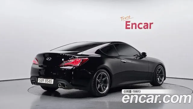 Hyundai Genesis 2012 thumb 2