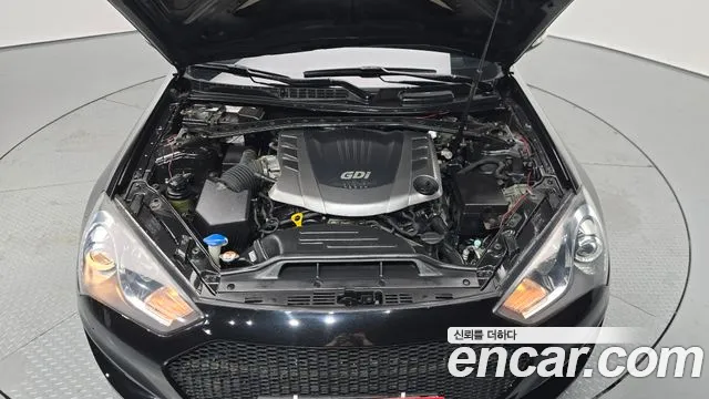 Hyundai Genesis 2012 thumb 6