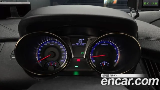 Hyundai Genesis 2012 thumb 8