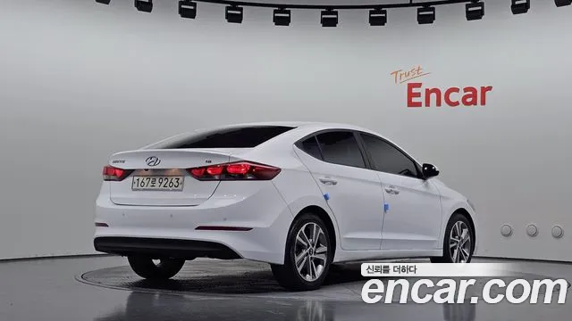 Hyundai Avante 2018 thumb 2