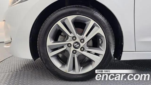 Hyundai Avante 2018 thumb 5