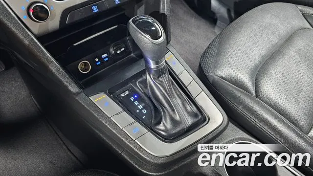 Hyundai Avante 2018 thumb 9