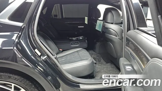 Genesis G90 2022 thumb 10