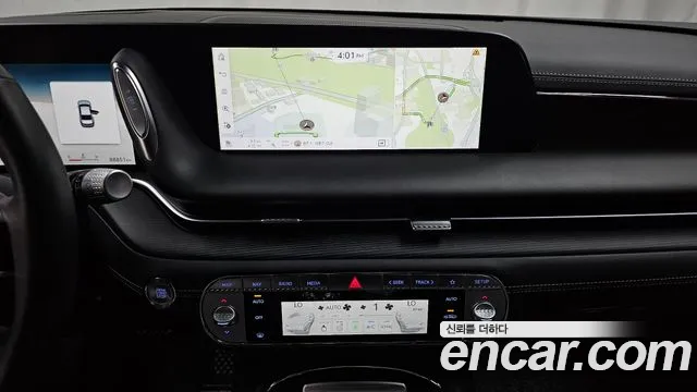 Genesis G90 2022 thumb 11