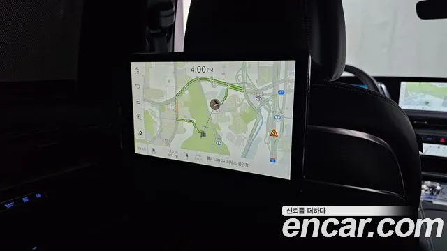 Genesis G90 2022 thumb 12