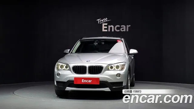 BMW X1 2014 thumb 3