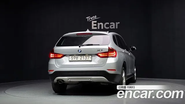 BMW X1 2014 thumb 4