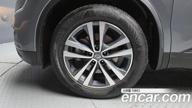 Renault-KoreaSamsung Koleos 2017 thumb 5