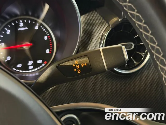 Mercedes-Benz V-Class 2022 thumb 9