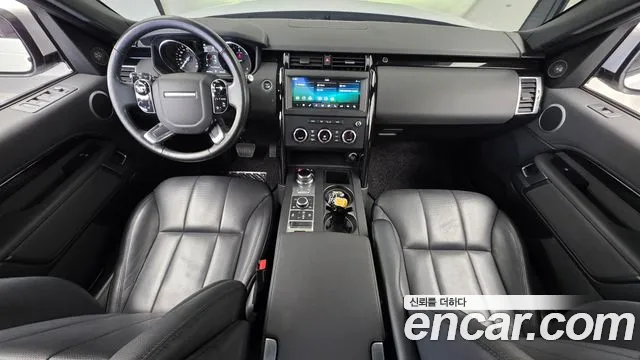 Land Rover Discovery 2019 thumb 7