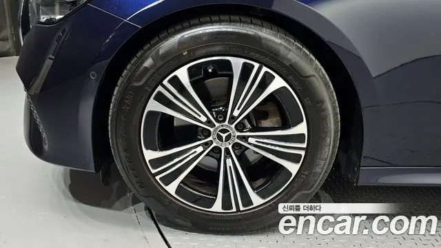 Mercedes-Benz E-Класс 2024 thumb 5