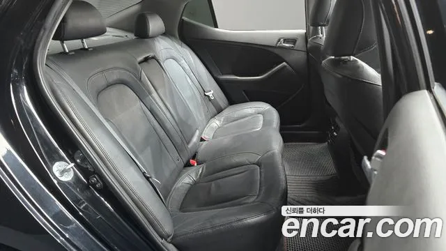 Kia K5 2010 thumb 11
