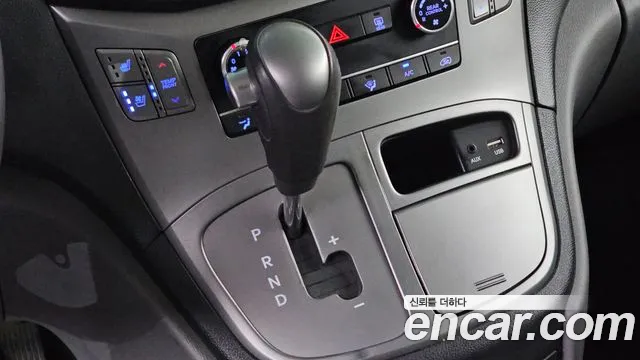 Hyundai Starex 2019 thumb 9