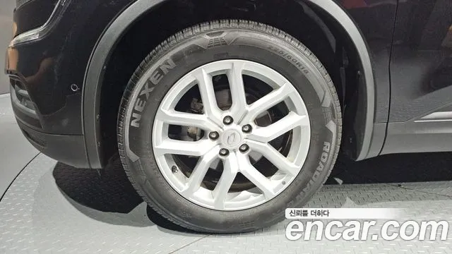 Renault-KoreaSamsung Koleos 2018 thumb 4