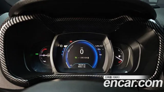 Renault-KoreaSamsung Koleos 2018 thumb 7