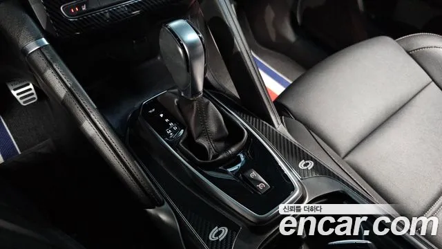 Renault-KoreaSamsung Koleos 2018 thumb 8
