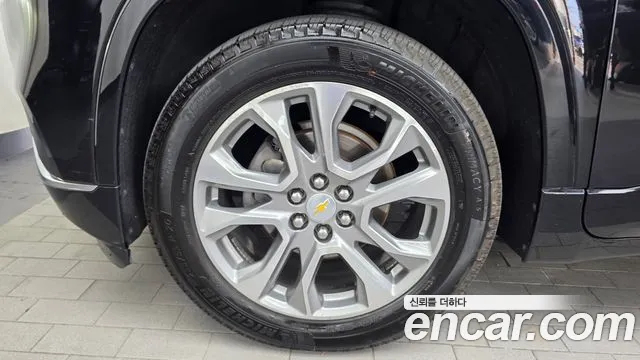 ChevroletGMDaewoo Traverse 2019 thumb 5