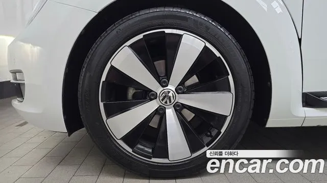 Volkswagen Beatle 2015 thumb 4