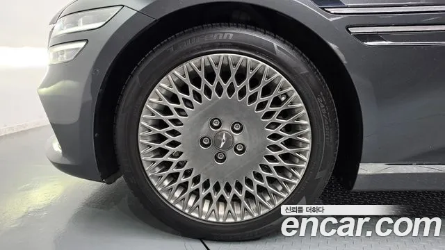 Genesis G80 2021 thumb 5