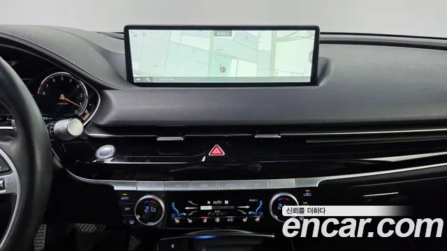 Genesis G80 2021 thumb 12
