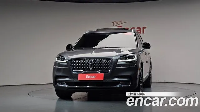 Lincoln Aviator 2021 thumb 2