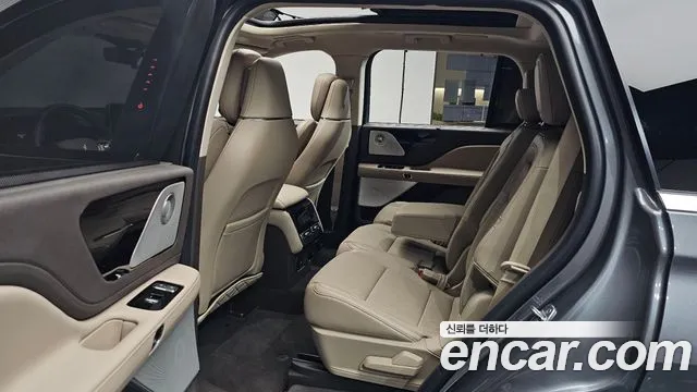 Lincoln Aviator 2021 thumb 10