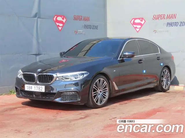 BMW 5-Series 2019 thumb 12